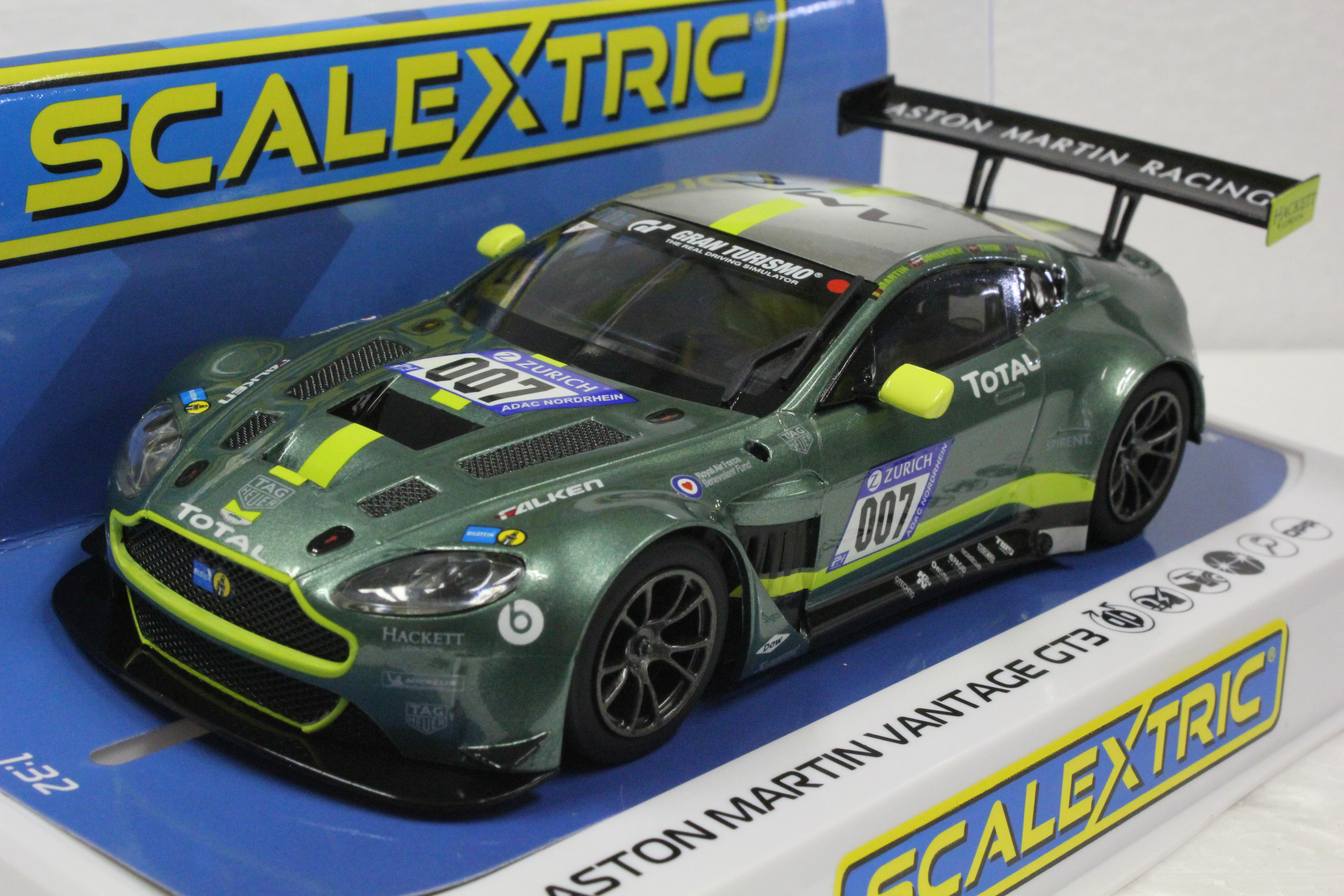 C4036 Scalextric Aston Martin Vantage GT3 Nurburgring 24hrs 2018