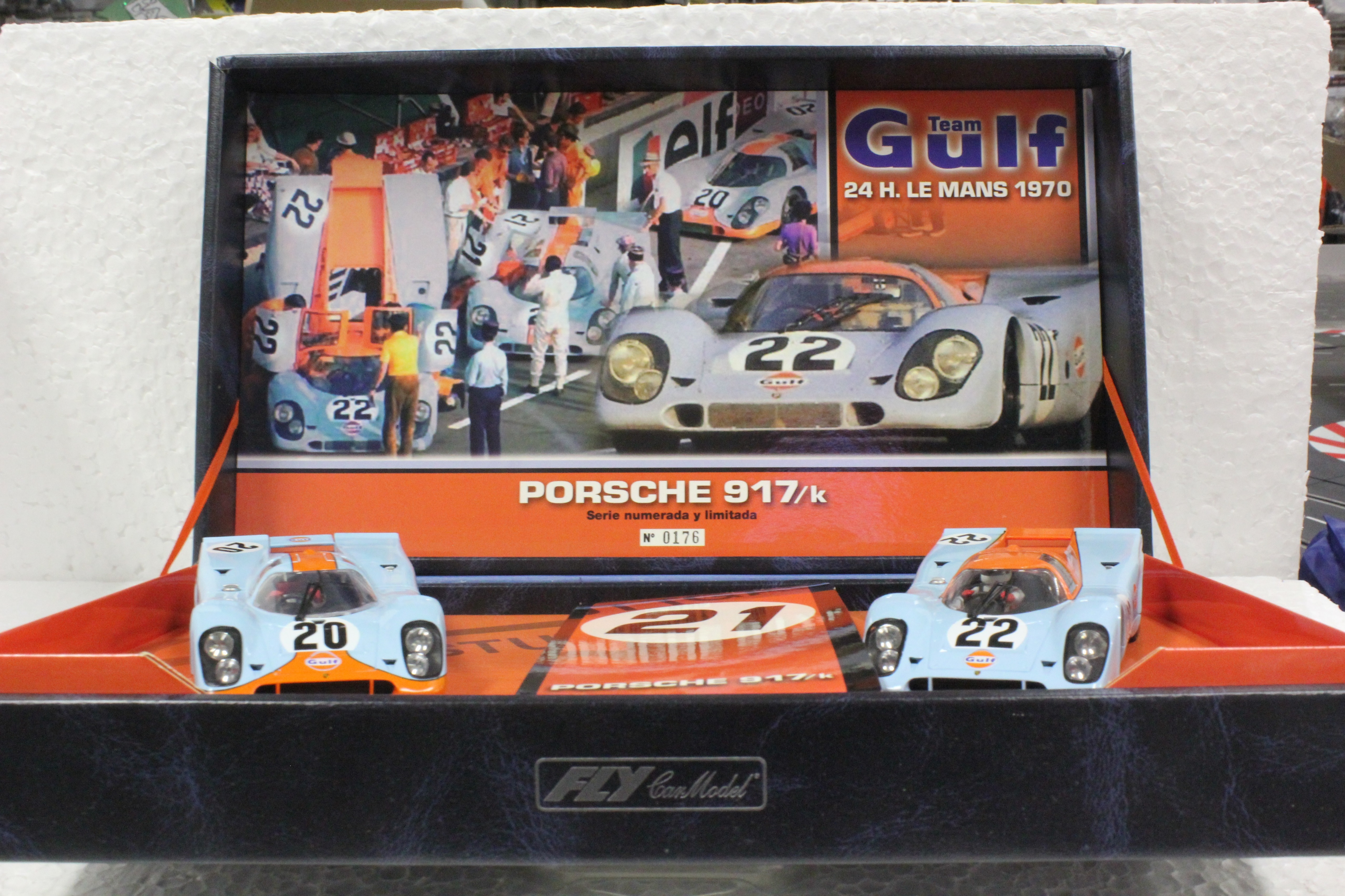 TEAM03/96004 Fly Porsche 917K Team Gulf Twin-Pack 1:32 Slot Car