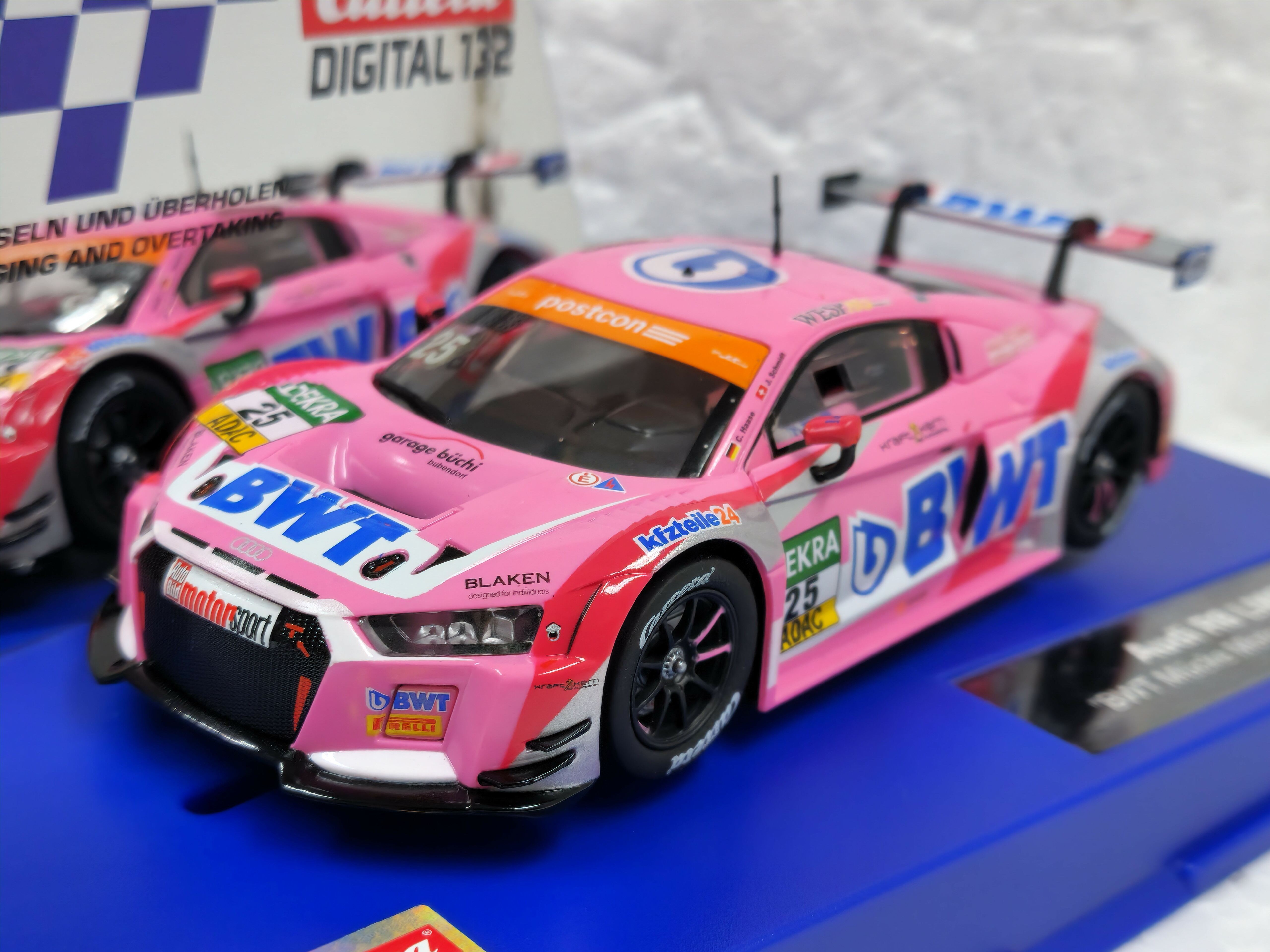 カレラ　Carrera DIGITAL 132 31063 Audi R8 Carrera Slots - Carrera Slot Cars - Racing Tracks and Sets