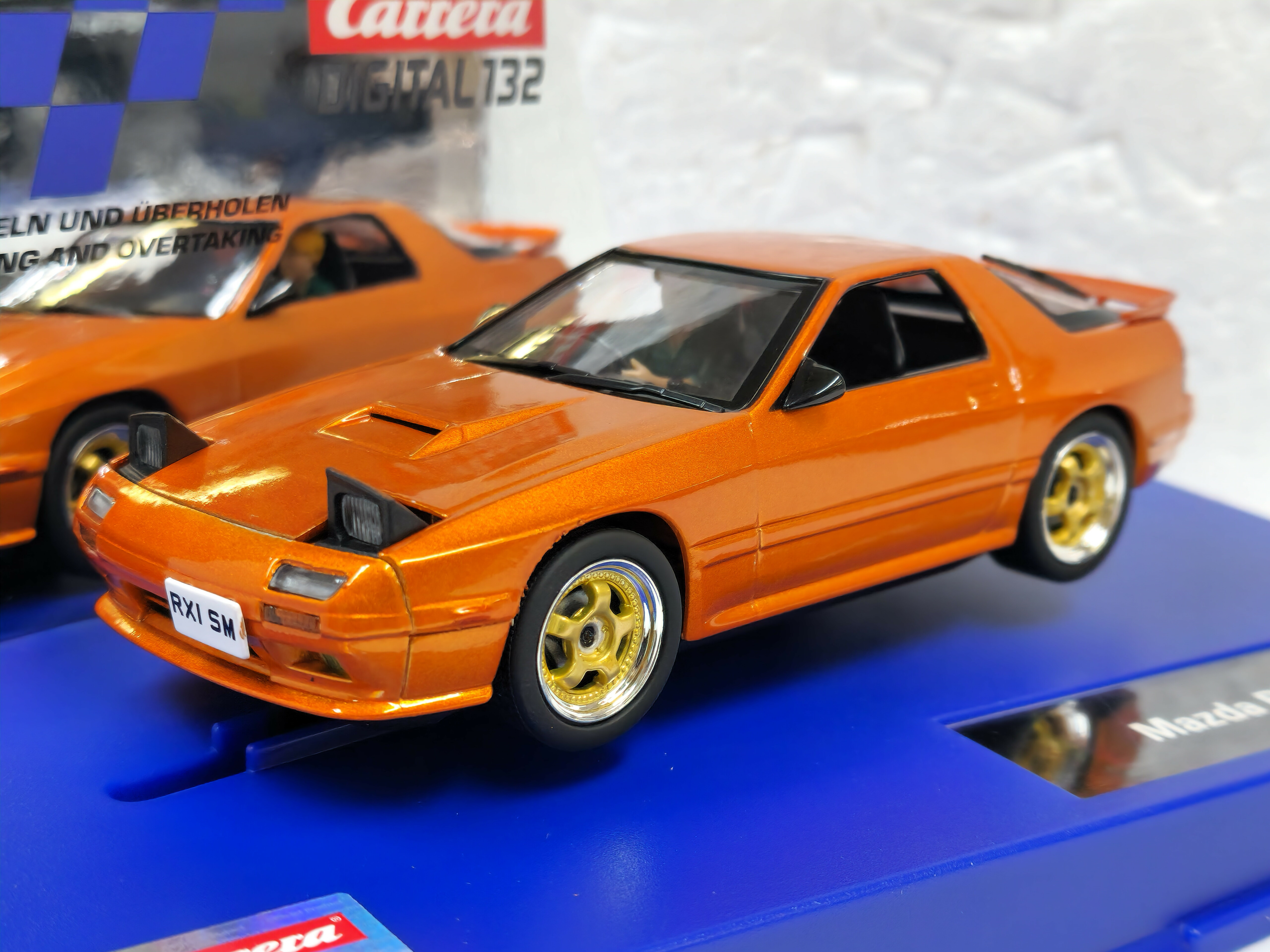 31052 Carrera Digital 132 Mazda RX-7 FC3 Orange - Japanese
