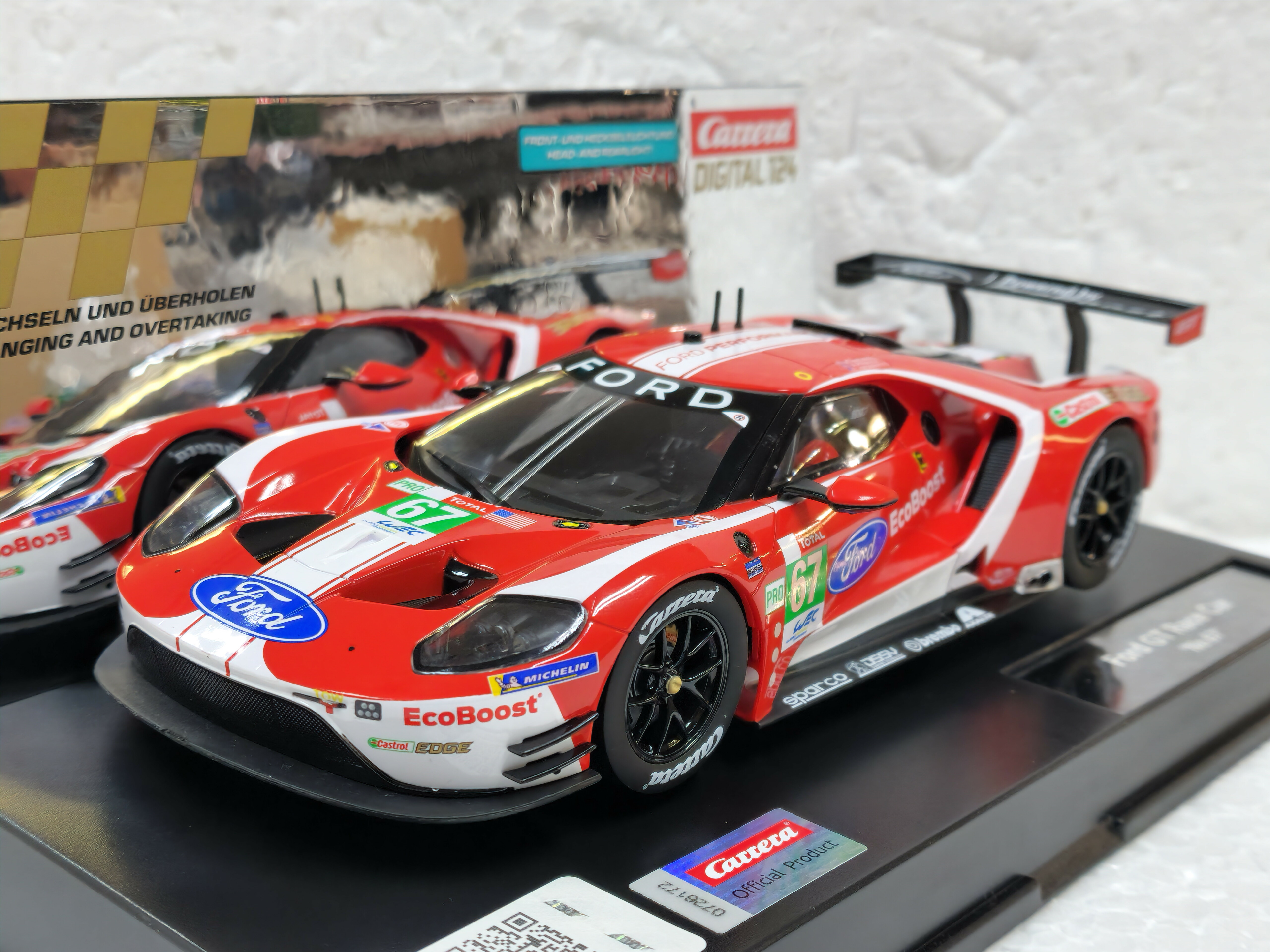 23932 Carrera Digital 124 Ford GT Race Car, #67 1:24 Slot Car