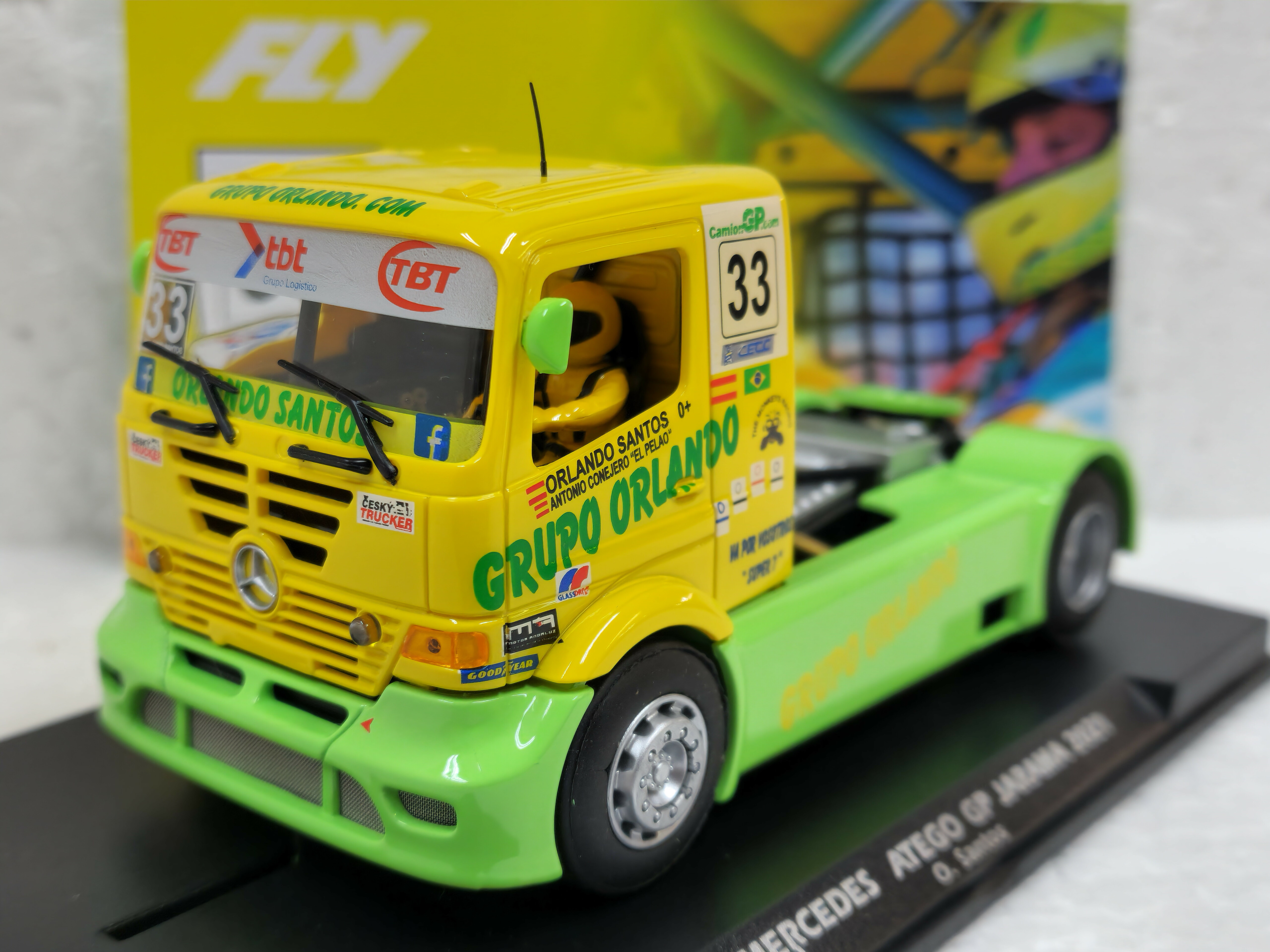 TRUCK38 Fly Mercedes Atego GP Jarama 2021, #33 1:32 Slot Car