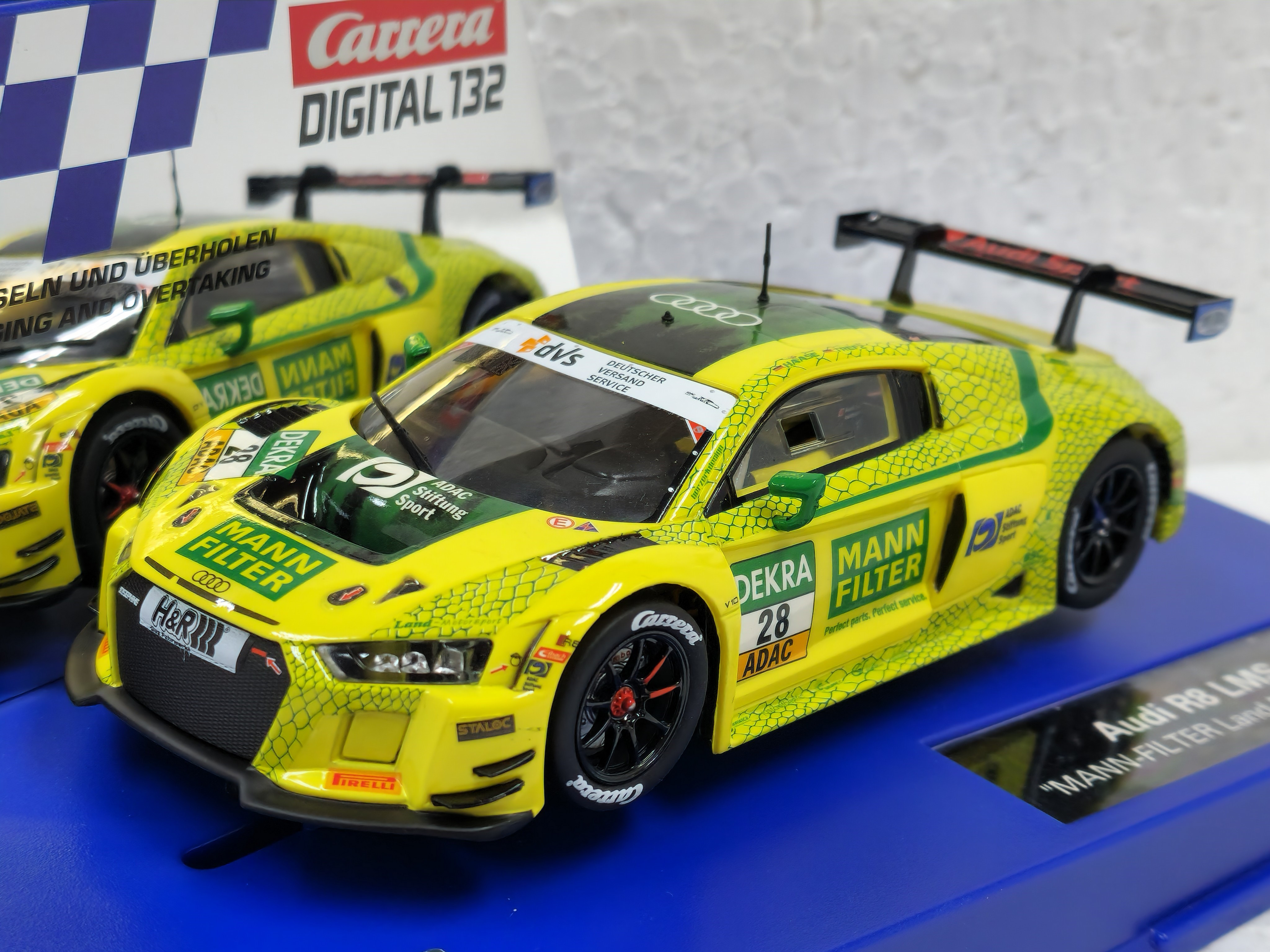 31027 Carrera Digital 132 Audi R8 LMS GT3 Mann- Filter Land