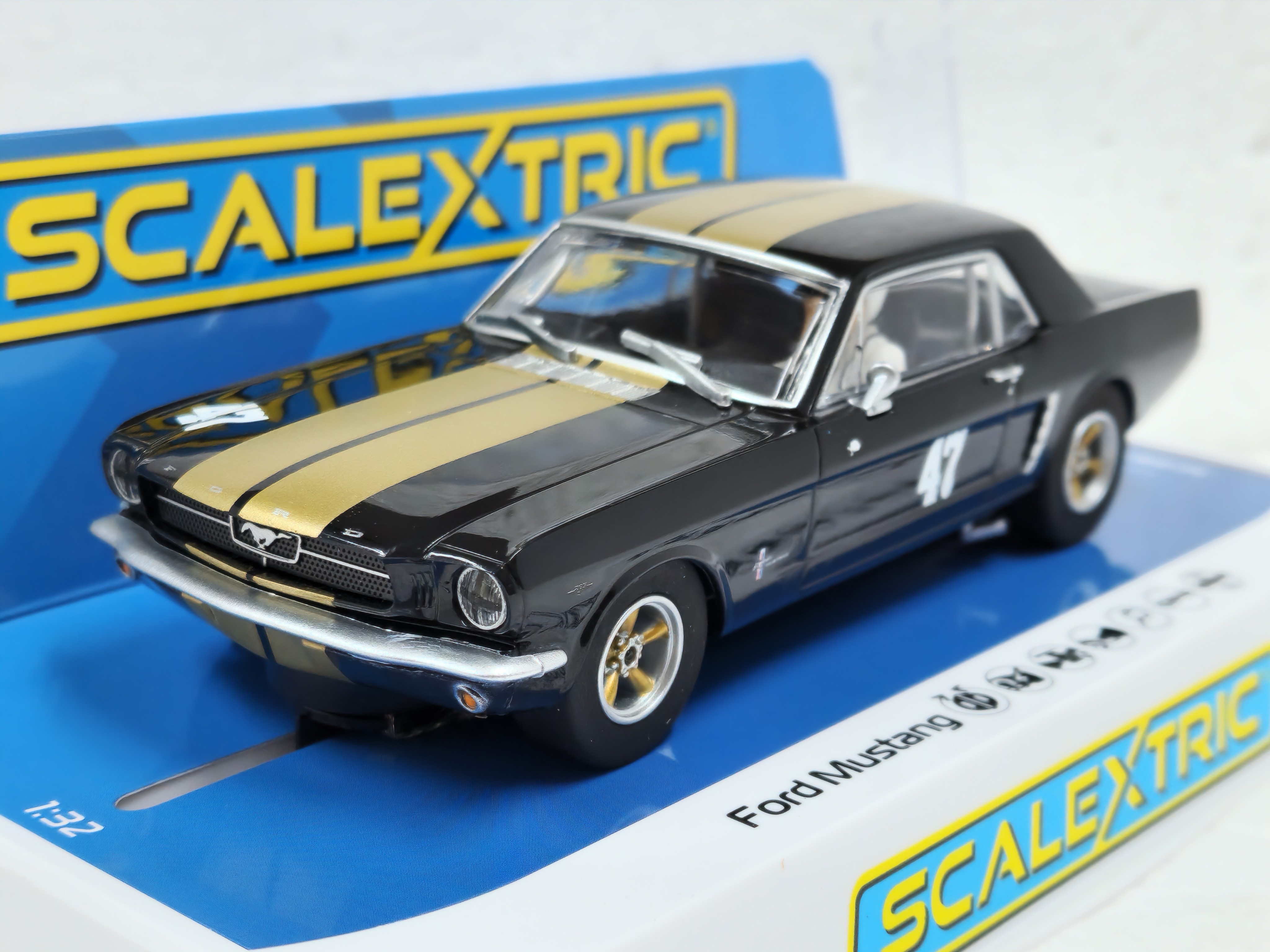 C4405 Scalextric Ford Mustang Black and Gold, #47 1:32 Slot Car