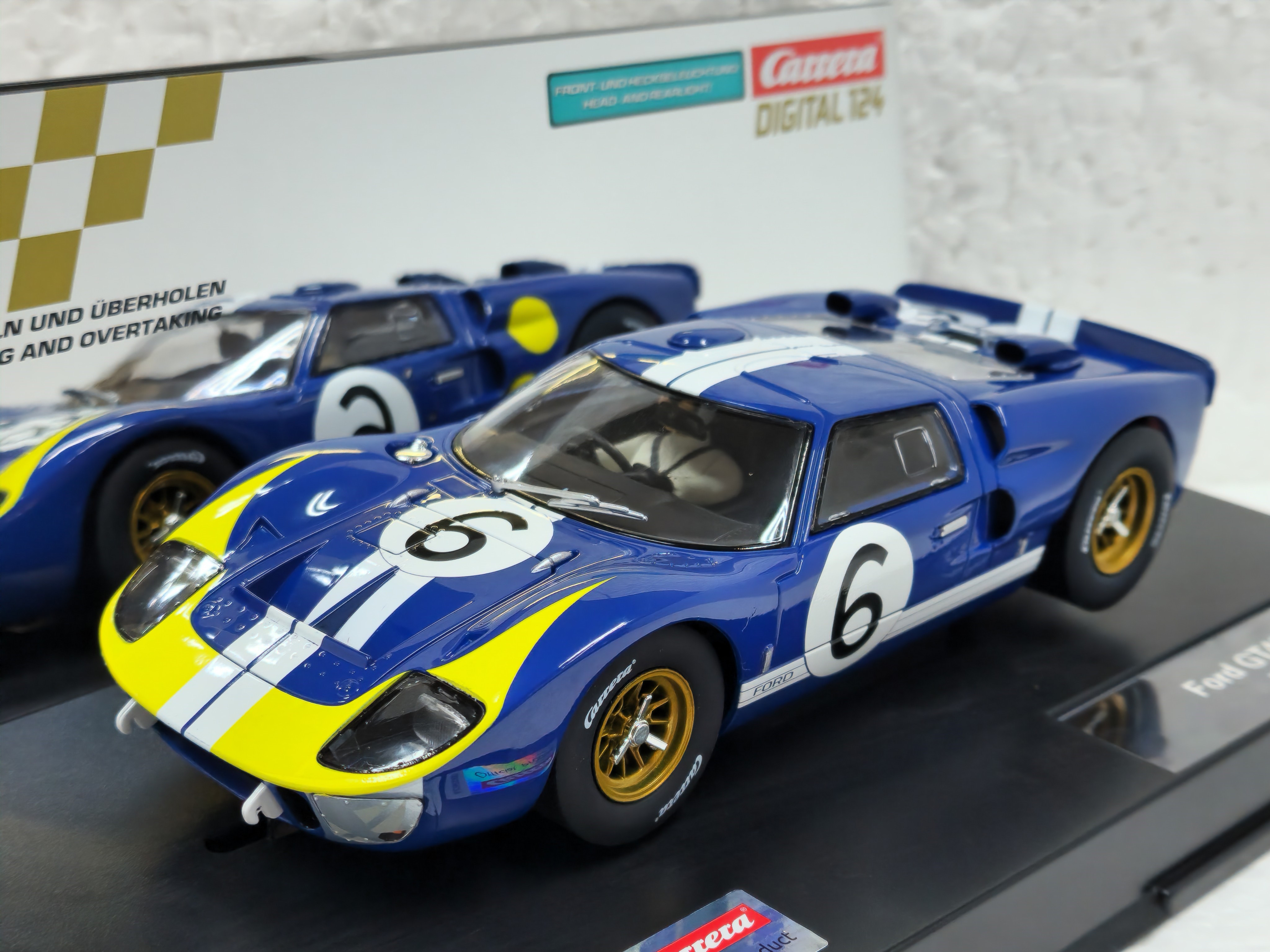 23958 Carrera Digital 124 Ford GT 40 MKII, #6 1:24 Slot Car