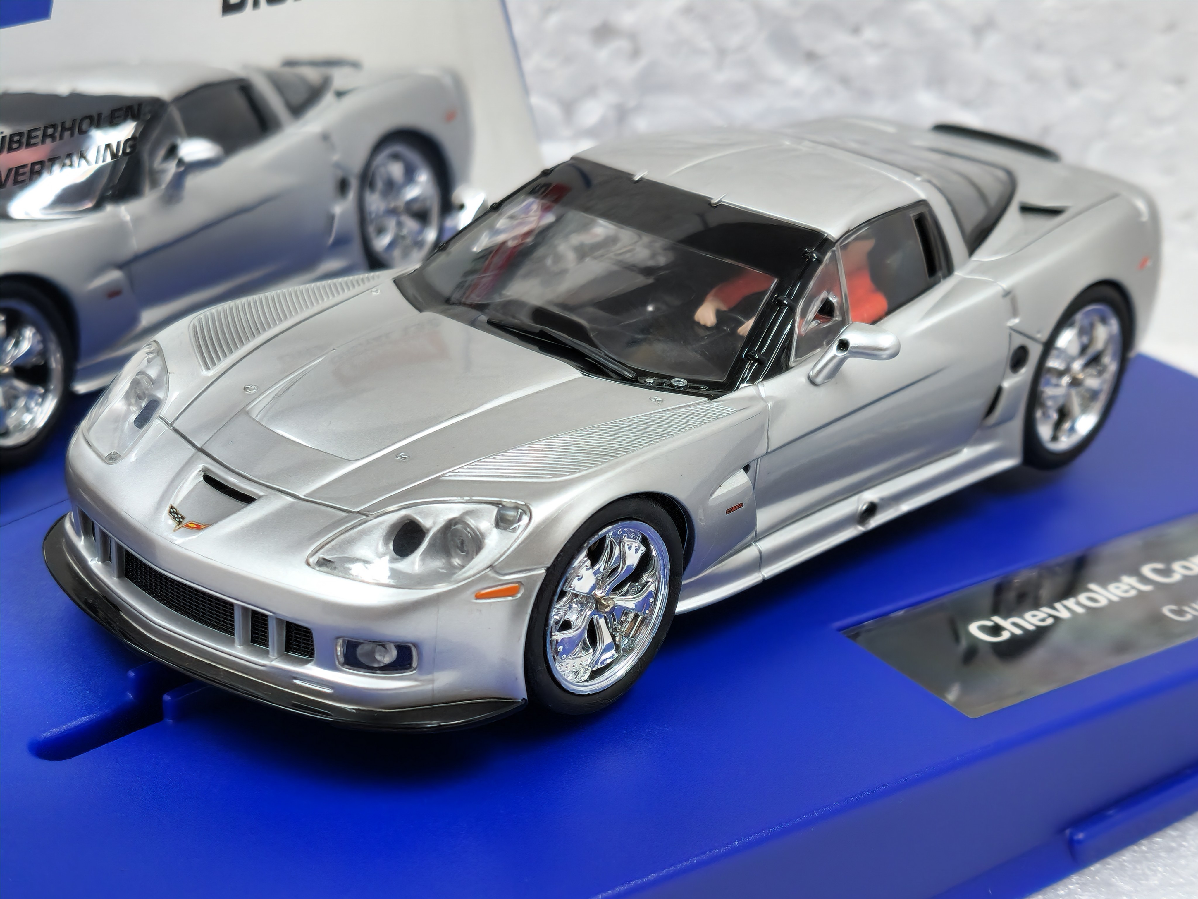 CARRERA30135-1__10493.