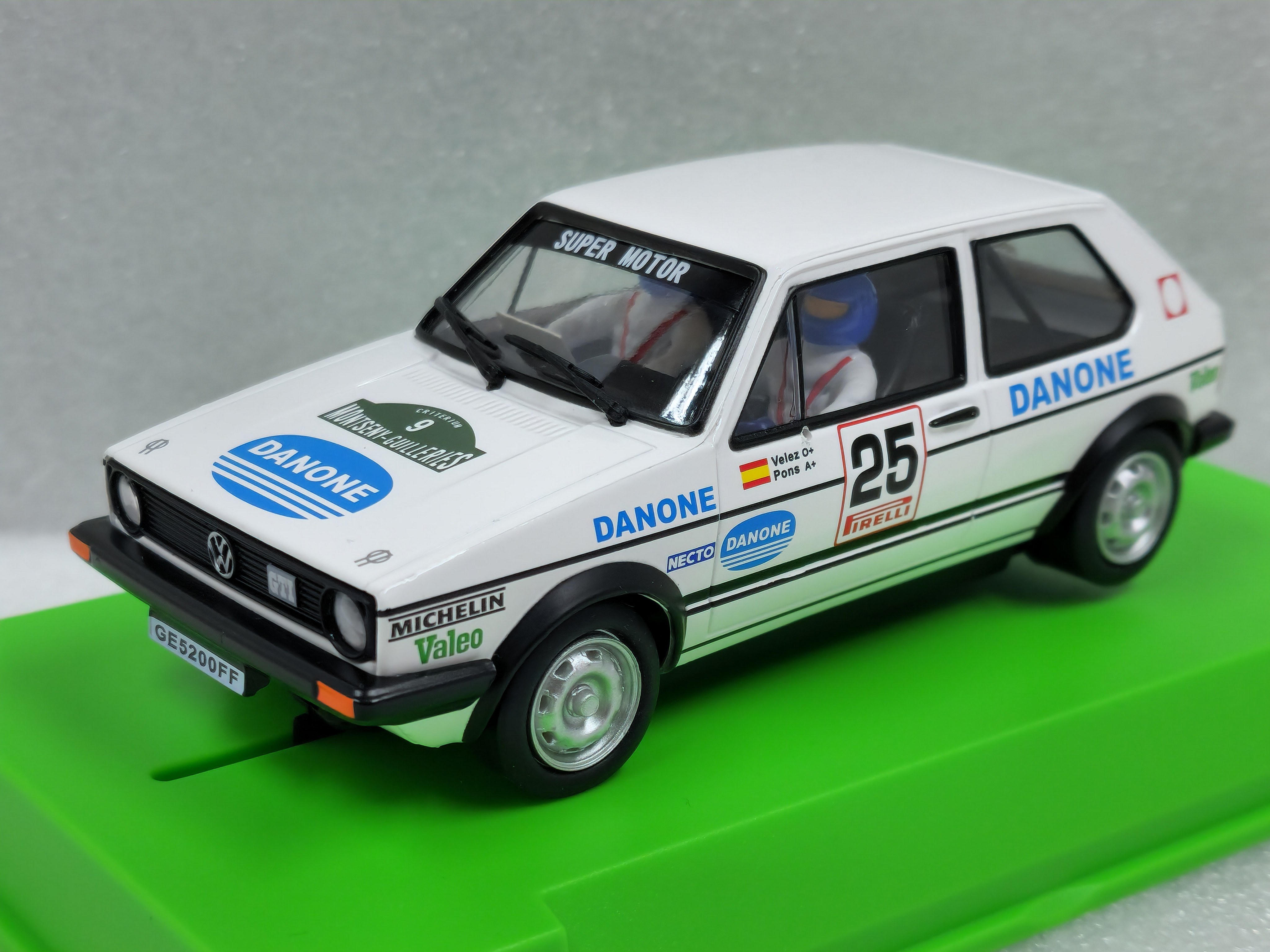 51904 Avant Slot VW Golf Mk1 Danone, #25 1:32 Slot Car - Great