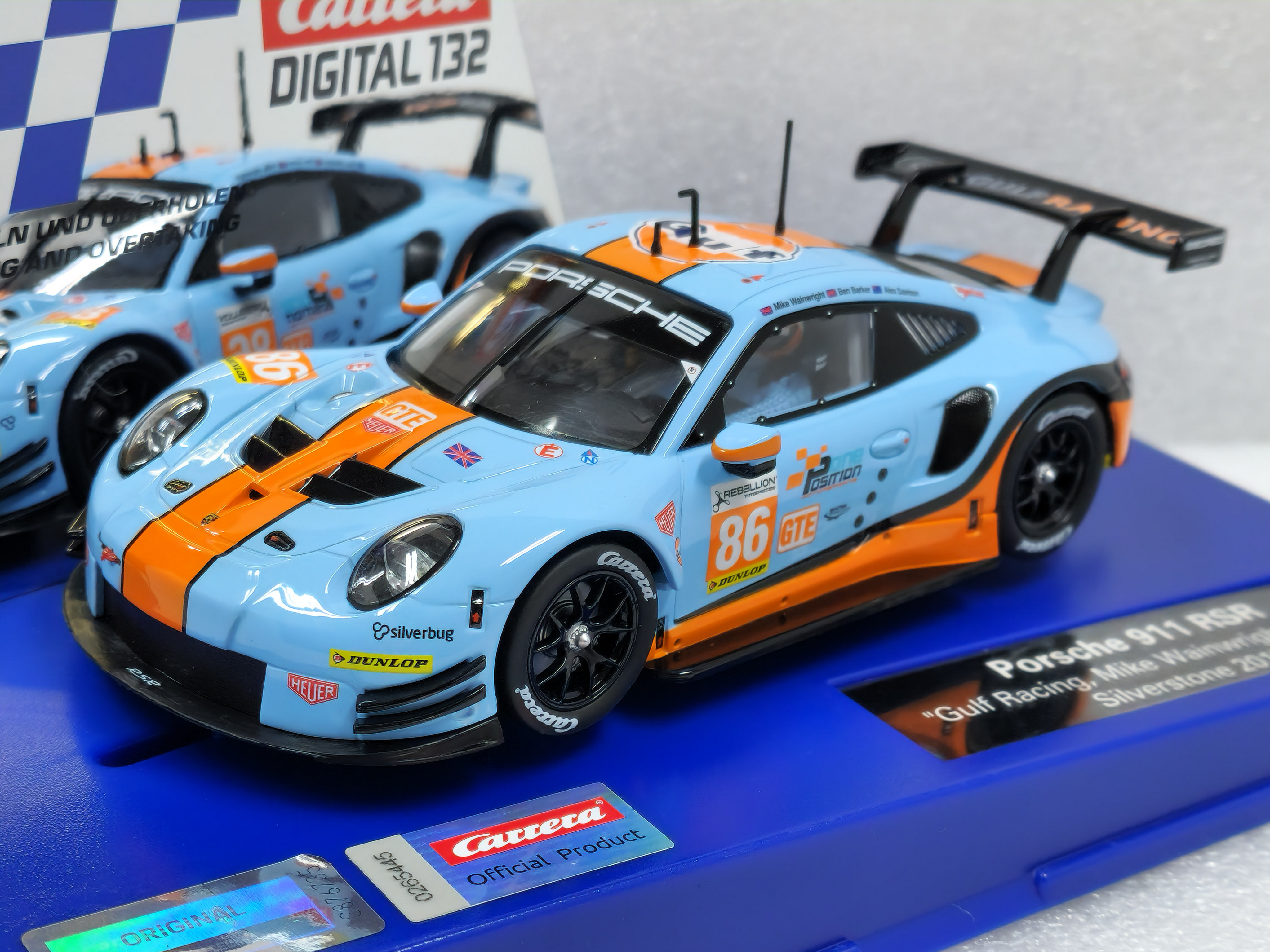 32019 Carrera Digital 132 Porsche 911 RSR Gulf Racing Silverstone
