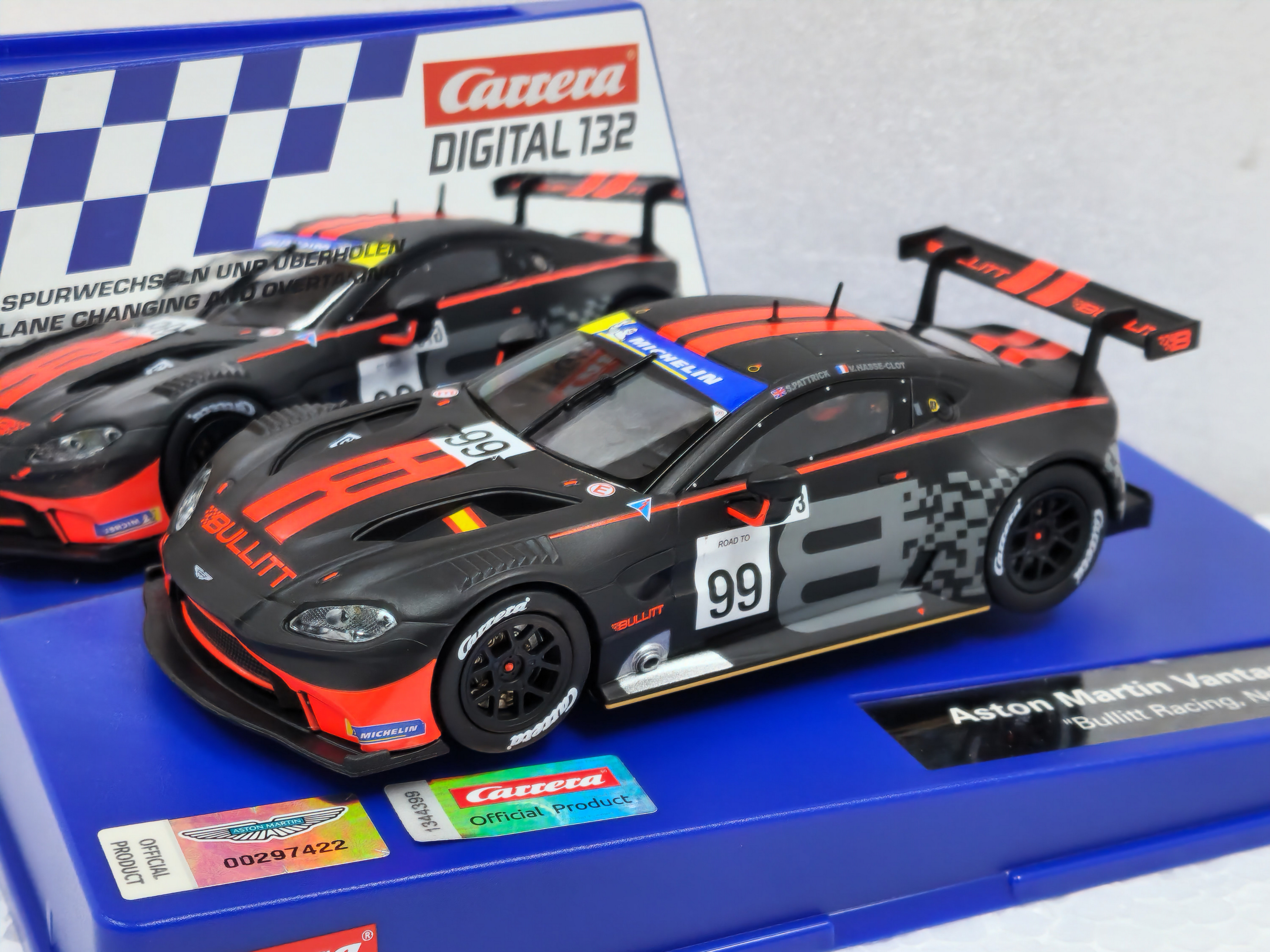 カレラデジタルスロットカー 1/32 Aston Martinアストンマーチン カレラデジタルスロットカー 1/32 Aston Martinアストンマーチン