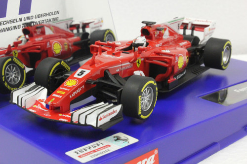 30842 Carrera Digital 132 Ferrari SF70H S. Vettel, #5 1:32 Slot