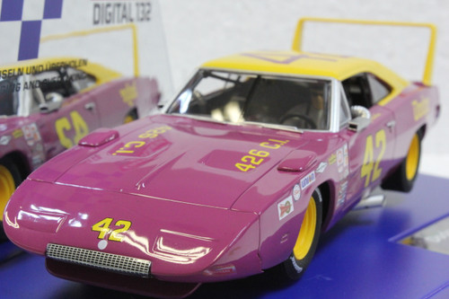 イーグルレース1/43 DODGE CHARGER DAYTONA 500マイル 30941 Carrera Digital 132 Dodge Charger Daytona, #42 1:32 Slot Car