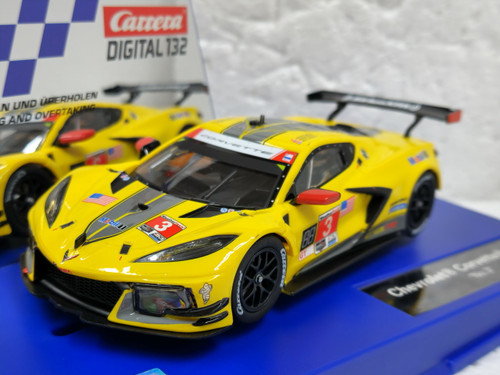 SCALEXTRIC Subaru Corvette Range Rover3台 Slot Cars 1/32 Scalextric | Chevrolet Corvette C8R | #3