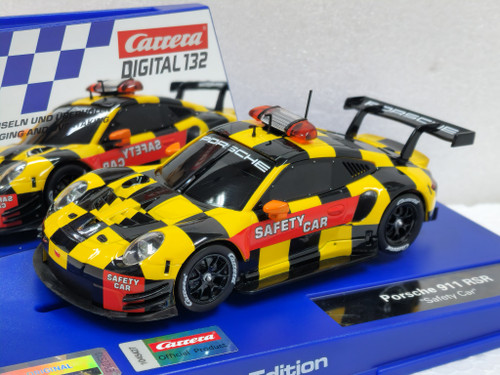 31089 Carrera Digital 132 Porsche 911 RSR Safety Car Limited