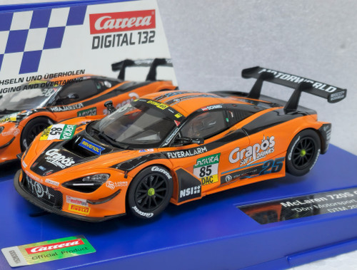 32075 Carrera Digital 132 McLaren 720S GT3 Dörr Motorsport DTM