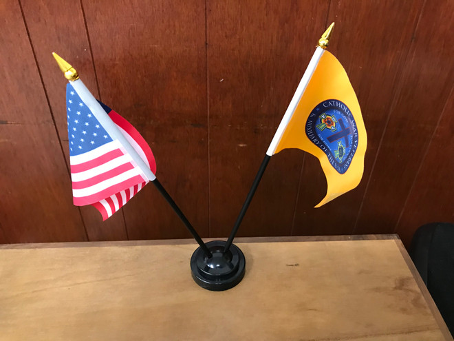 CWV Flags Desk Set