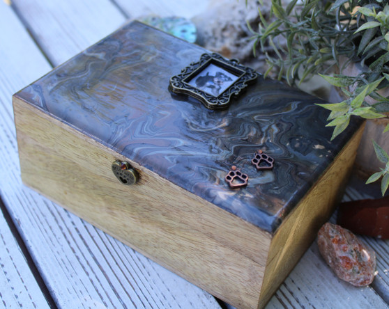 Dog Urn Box for Ashes Pet Urn Cremation, Memorial Urn with Photo - Browns