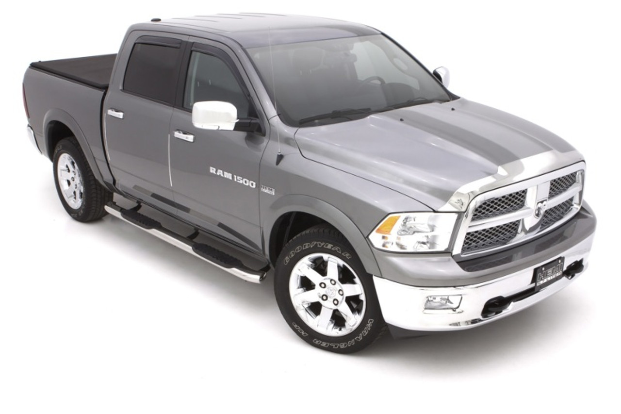 Lund 10-17 Dodge Ram 2500 Crew Cab 5in. Curved Oval SS Nerf Bars - Polished - 23785007 Photo - Mounted