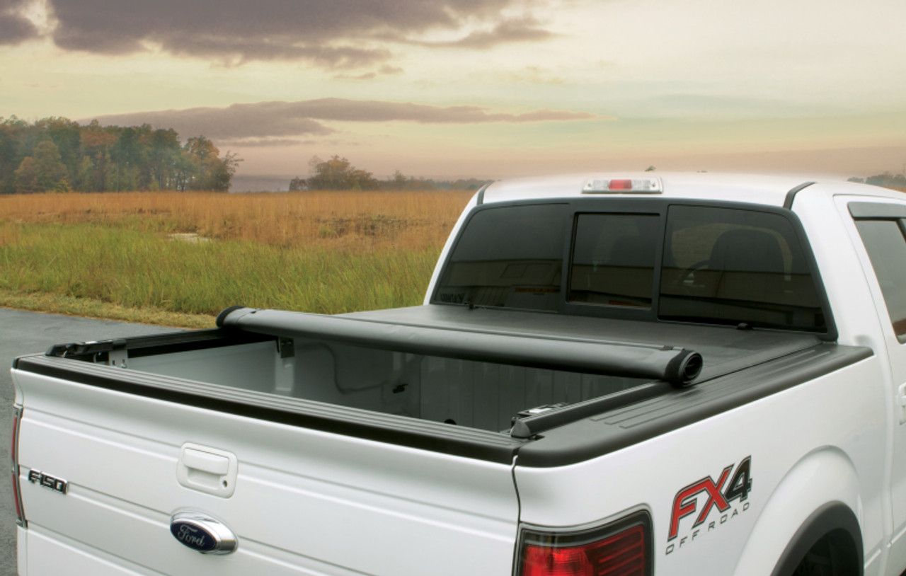 Lund 17-23 Ford F-250 Super Duty (6.8ft. Bed) Genesis Roll Up Tonneau Cover - Black - 960250 Photo - lifestyle view