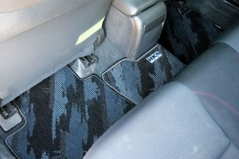 HKS FLOOR MATS VA FULL SET OCT LHD - 53001-AF008 Photo - Close Up