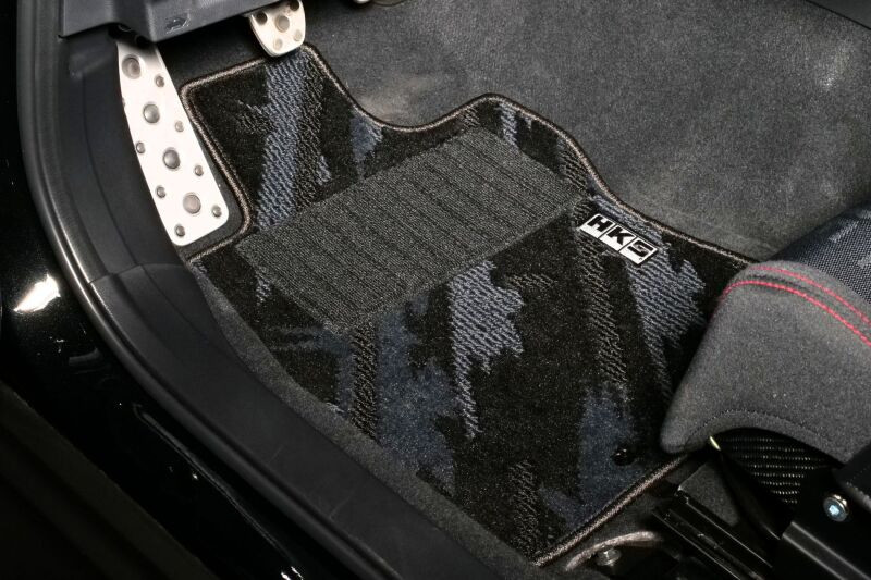 HKS FLOOR MATS VB FULL SET OCT LHD - 53001-AF009 Photo - Close Up