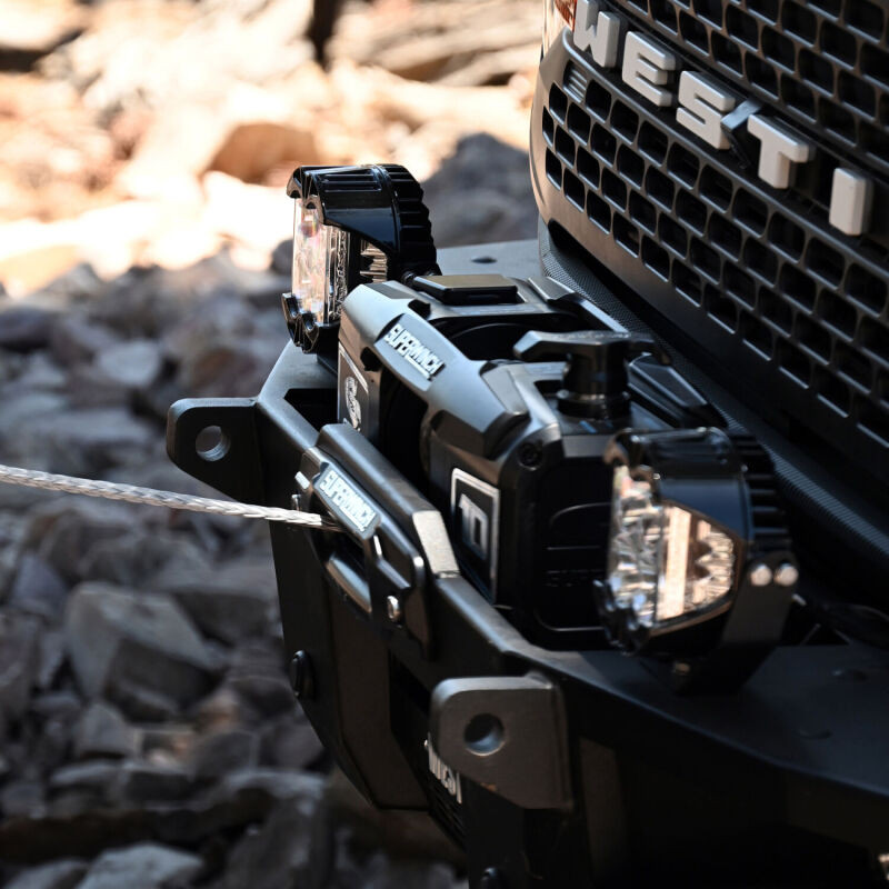 Superwinch 10000 LBS 12V DC 3/8in x 54ft Synthetic Rope Scorpion 10000SR Winch - Black Powdercoat - 1155401 Photo - lifestyle view