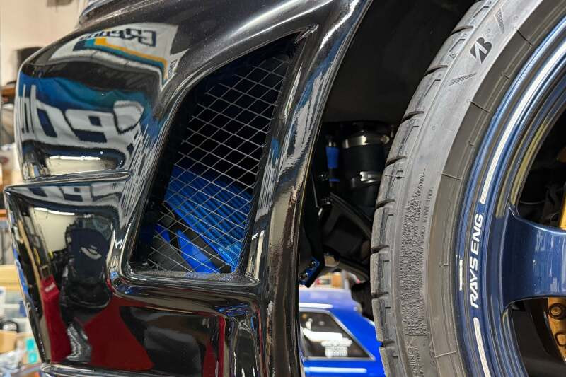 GReddy OIL COOLER KIT W/ FILTER RELOC 13-ROW CIRCUIT SPEC BNR34 - 12024432 Photo - Close Up