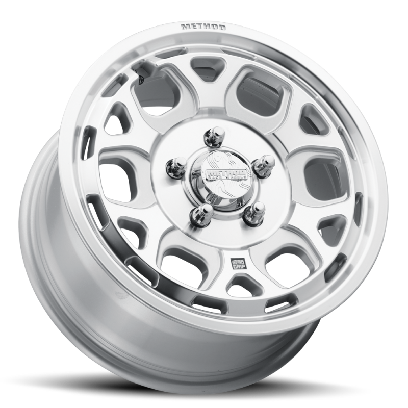 Method MR416 Bead Grip 15x7 / 5x4.5 / 55mm Offset / 68.00mm Bore - Machined Clear Coat Wheel - MR41657012361 Photo - Close Up