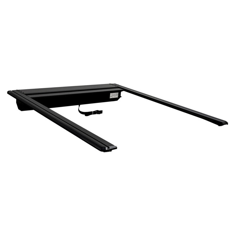 Westin 19-26 GM Silverado/Sierra 2500/3500 6ft 6in Bed Manual Retractable Tonneau Cover - Black - 19-63995 Photo - Close Up