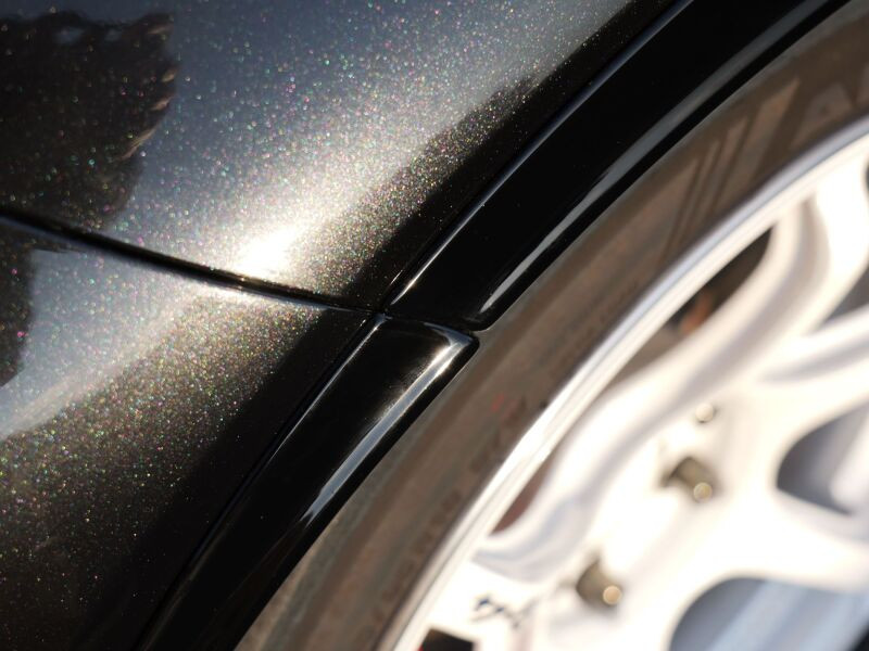 HKS GR COROLLA GZEA14H Fender Molding - 53004-AT036 Photo - Close Up