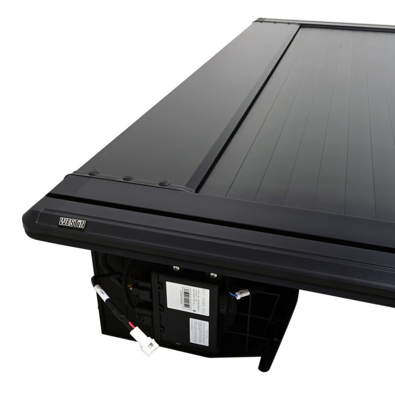 Westin 20-26 GM Silverado/Sierra 2500/3500 6.5ft Bed Electric Retractable Tonneau Cover - Black - 19-53995 Photo - Close Up