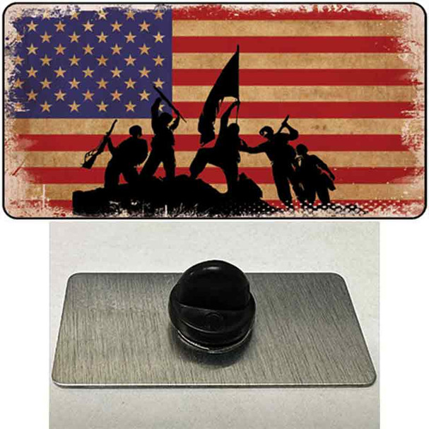 Grunge American Flag with Soldiers Wholesale Novelty Metal Hat Pin Tag