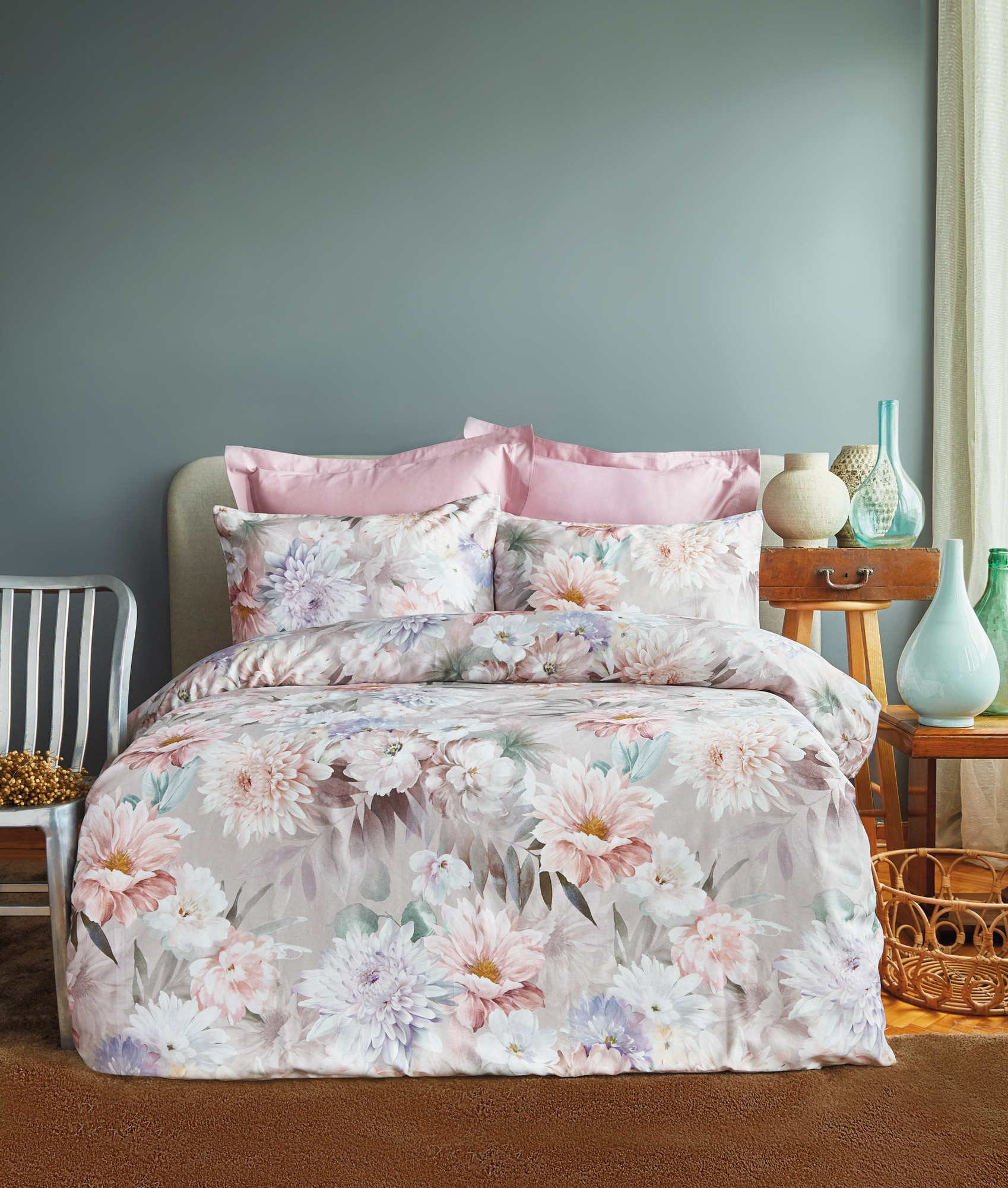 Poliere - Nuanțe Rozalii, O Călătorie Temporală