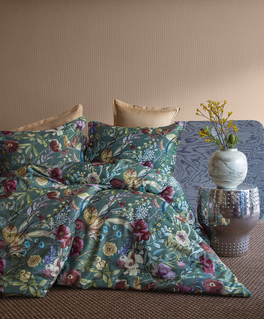 Nimpha - Armonie florală în verde intens