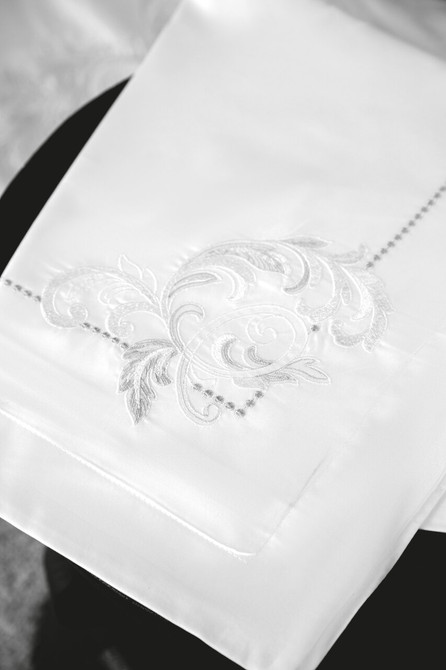 Voyant Clasic - Broderie De Lumină