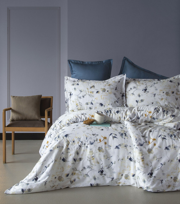 Crecia - Șoapte Florale în Tonuri Luminoase