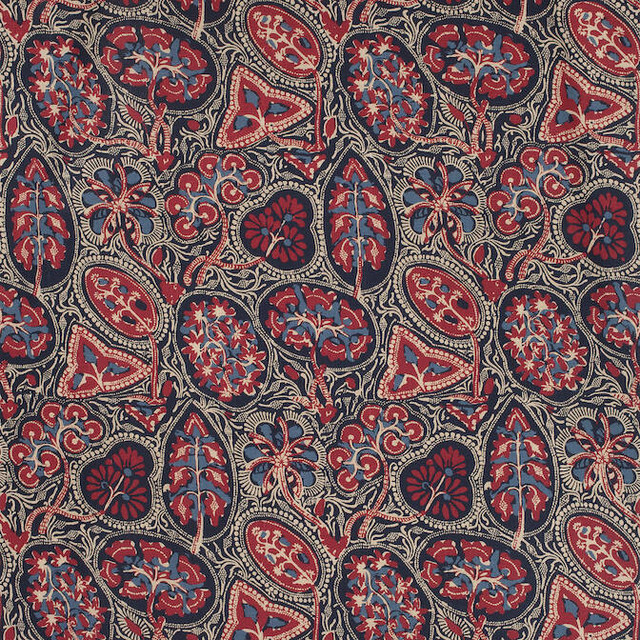 Cochin Blue and Red F988716 by Thibaut Fabric Thibaut Fabric Cochin Blue and Red F988716Fabric Trade Routes Fabric Book 100% Linen THAILAND </p><p>Repeat: V: 43 54 - Fabric Carolina - Cochin Blue and Red F988716 by Thibaut Fabric Thibaut Fabric Cochin Blue and Red F988716Fabric Trade Routes Fabric Book 100% Linen THAILAND </p><p>Repeat: V: 43 54 - Fabric Carolina -