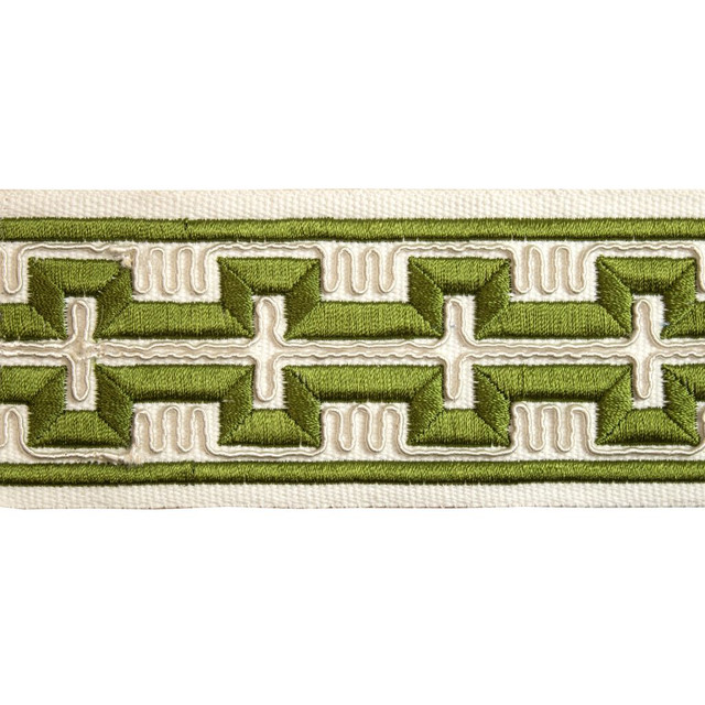 BD123 Border 2.5" Basil by RM CoCo Trim Creative Threads III 100% Cotton Base 100% Rayon Embroidery See Sample 0 Horizontal: 4 and Vertical: 1.5 2.5 - Fabric Carolina -