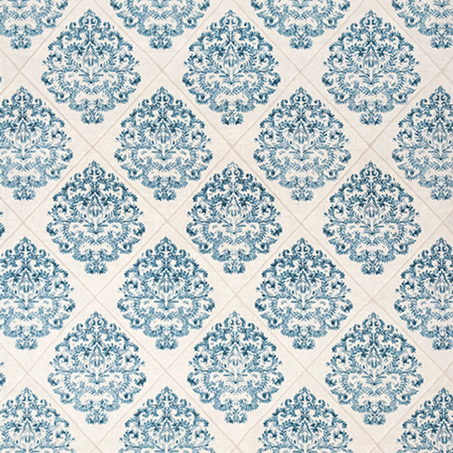 Diamond Within Ice by Carole Fabric English Garden 59.7% Cotton, 39.9% Linen, 0.4% Polyester 2,000 Martindale Circular Rubs 9 1/2" V, 8 3/4" 52" - Fabric Carolina -