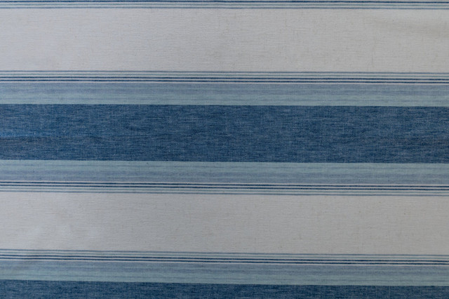 Brindisi Lake by Roth & Tompkins Fabric - 40% Polyester, 35% Cotton, 25% Linen - India - 100,000 - H: 9" - 54" - Fabric Carolina -