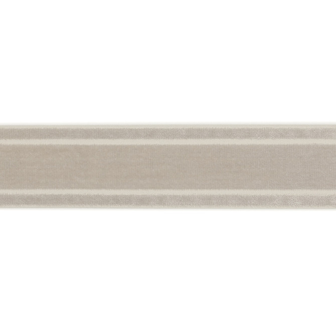 Farifield Braid Ivory by Mulberry Trim Mulberry Trim Farifield Braid IvoryTrim MODERN COUNTRY COTTON - 56%;VISCOSE - 44% India </p><p>Repeat: H: , V: 2.758 - Fabric Carolina -