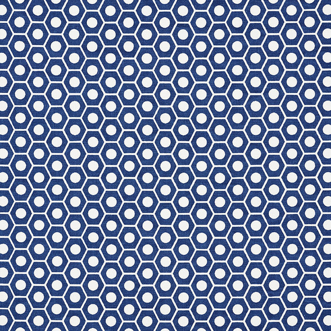 Queen B Navy 177070 by Schumacher Fabric PRINTS BY STUDIO BON See Sample TURKEY HEAVY </p><p>Repeat: Horizontal: 1 1/4" (3CM) and Vertical: 3/4" (2CM) 54" (137CM) - Fabric Carolina -