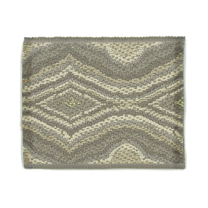 Cobra 1 Linen by Stout Trim Stout Trim Cobra 1 LinenTrim NEW WORLD TRIM VOLUME II CHINA </p><p>Repeat: H: 2.250, V: 0.000 2.88 in - Fabric Carolina -