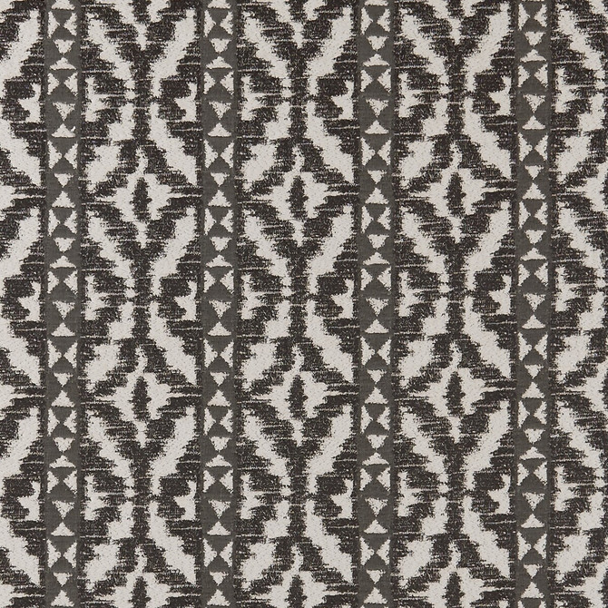 Bw1005 Black/White by Clarke And Clarke Fabric CLARKE & CLARKE BLACK + WHITE COTTON - 63%;POLYESTER - 23%;VISCOSE - 14% India MEDIUM Horizontal: 4.53 and Vertical: 5.91 55 - Fabric Carolina -