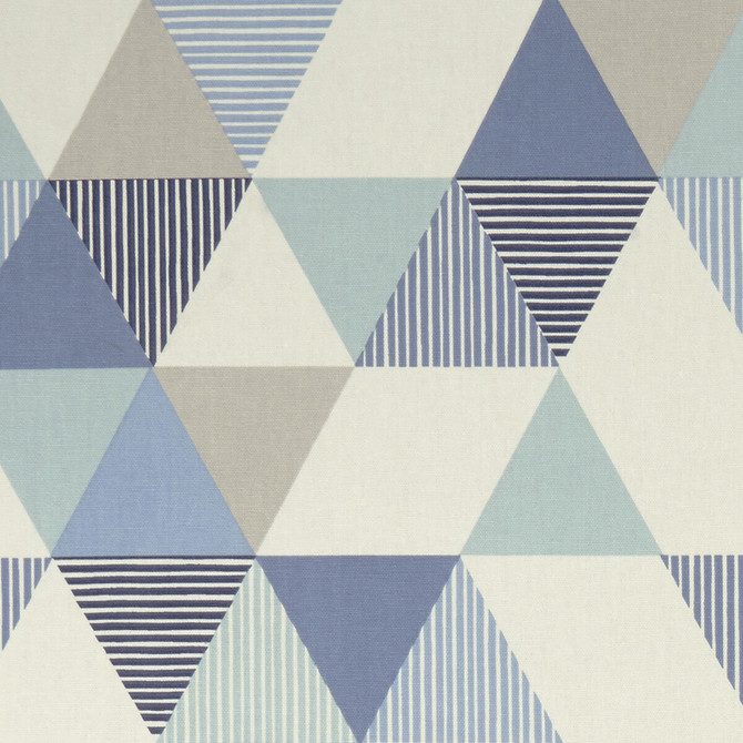 Brio Denim by Clarke And Clarke Fabric CLARKE & CLARKE GRAPHICA COTTON - 100% Turkey MEDIUM Horizontal: 13.78 and Vertical: 12.6 54 - Fabric Carolina -
