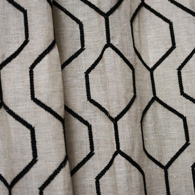 Linked 98Sj101 by JF Fabric JF Studio 100% Linen India Horizontal: 6 and Vertical: 5 54 - Fabric Carolina -