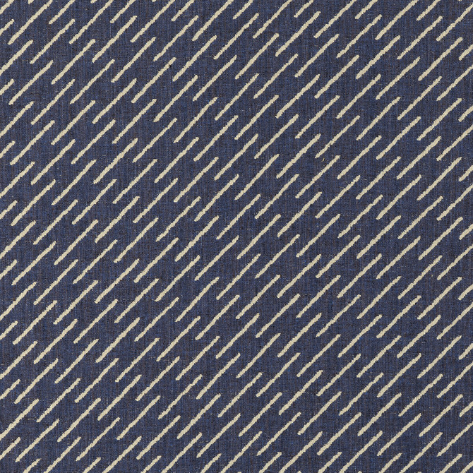 Esker Weave Navy/Cream by Groundworks Fabric KELLY WEARSTLER VI LINEN - 38%;VISCOSE - 29%;COTTON - 22%;ACRYLIC - 7%;NYLON - 4% Italy Horizontal: 2.36 and Vertical: 2.33 55.12 - Fabric Carolina -