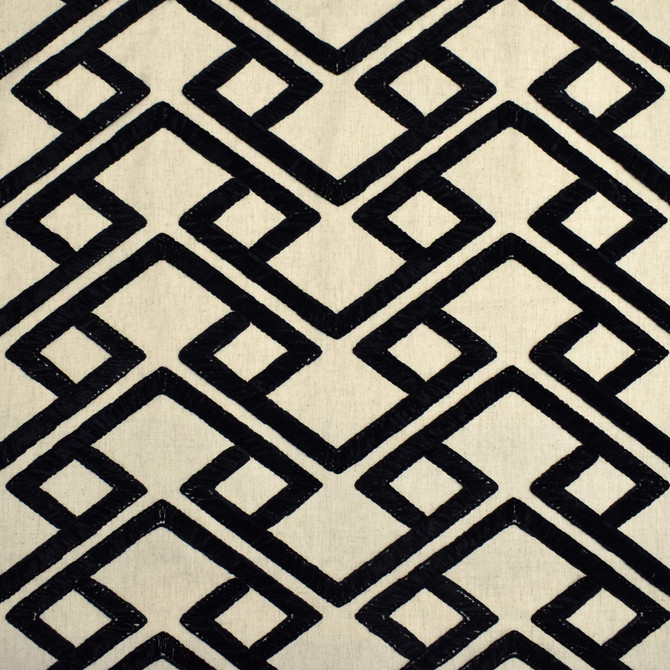 S3856 Onyx by Greenhouse Fabric S51: Granite 68% Polyester, 21% Linen, 11% Cotton With 100% Polyester Embroidery India 9,000 double rubs </p><p>Repeat: 10.9" H, 4.1" V 54" - Fabric Carolina -