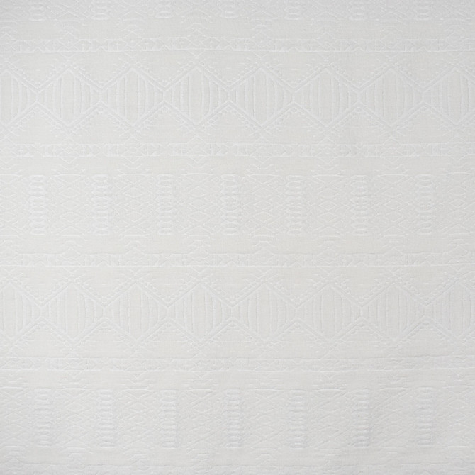 S2524 Cloud by Greenhouse Fabric 60% Cotton, 40% Polyester CHINA 39,000 </p><p>Repeat: 3.375" H, 11" V 54" - Fabric Carolina -