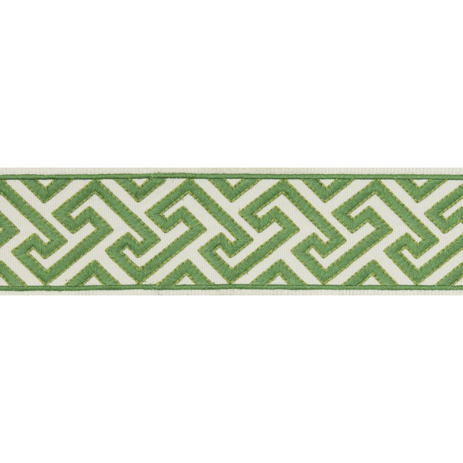 Sanchi Tape Kiwi by Brunschwig & Fils Trim Brunschwig & Fils Trim Sanchi Tape KiwiTrim TREILLIS PASSEMENTERIE POLYESTER - 100% India </p><p>Repeat: H: 2.37, V: 1.77 2.37 - Fabric Carolina -