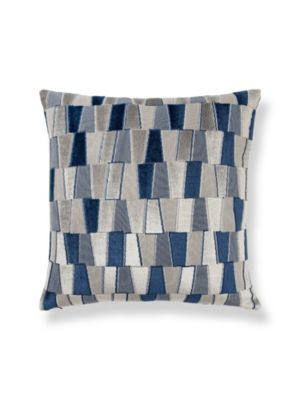 <p>Facets Pillow 22 X 22 - Sapphire V4FACETPILL0002 by Scalamandre Pillows</p><p><strong>Required Minimum Quantity Purchase: Product</p><p>Book: </p><p>Content: 30% POLYESTER, 70% VISCOSE</p><p>Origin: </p><p>Performance: </p><p>Repeat: Horizontal: and Vertical: </p><p>Width: 0</p>